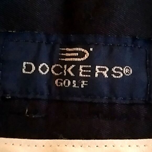 Dockers Golf Men's Black Shorts. Sz 36 - Picture 5 of 6